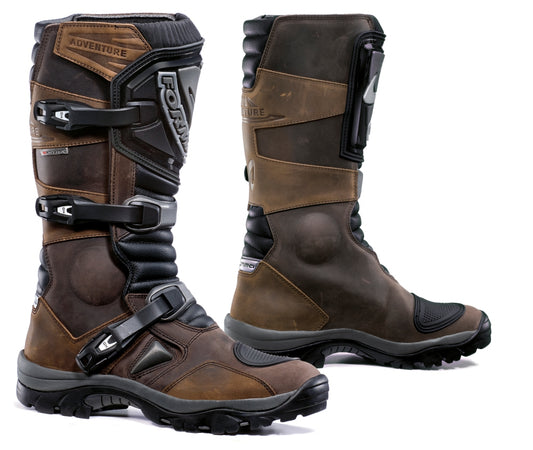 Forma Adventure Boots