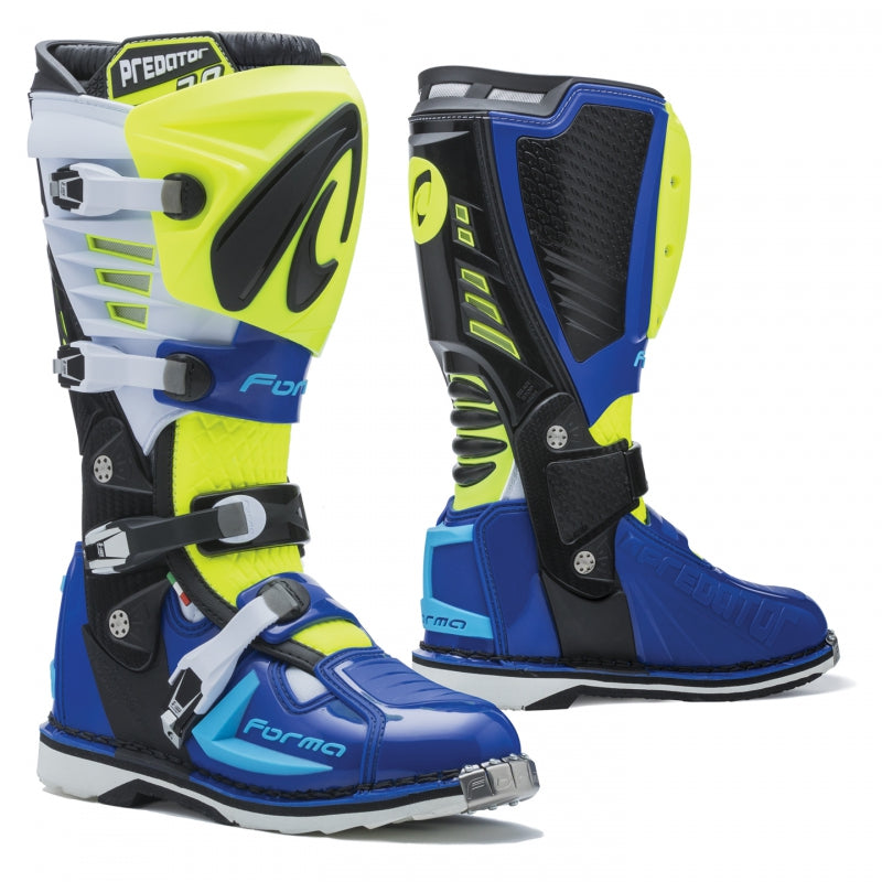 Forma Predator 2.0 Boots